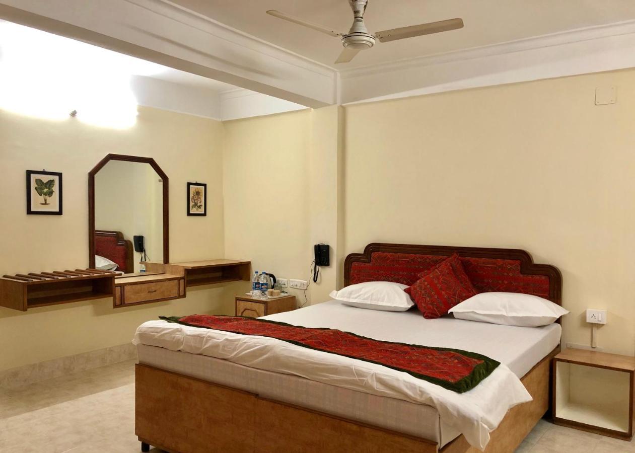 Hotel Saluja Siliguri Eksteriør bilde