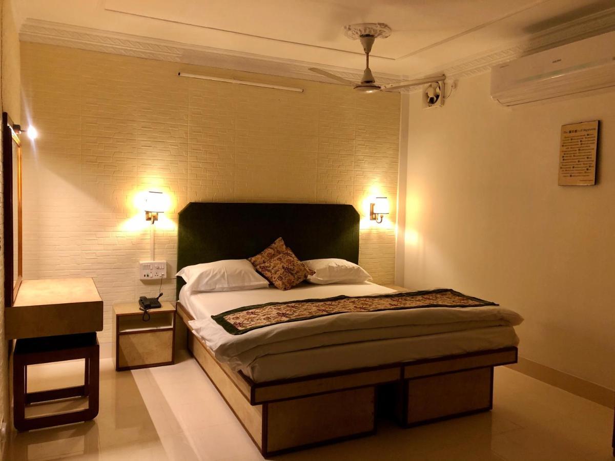 Hotel Saluja Siliguri Eksteriør bilde
