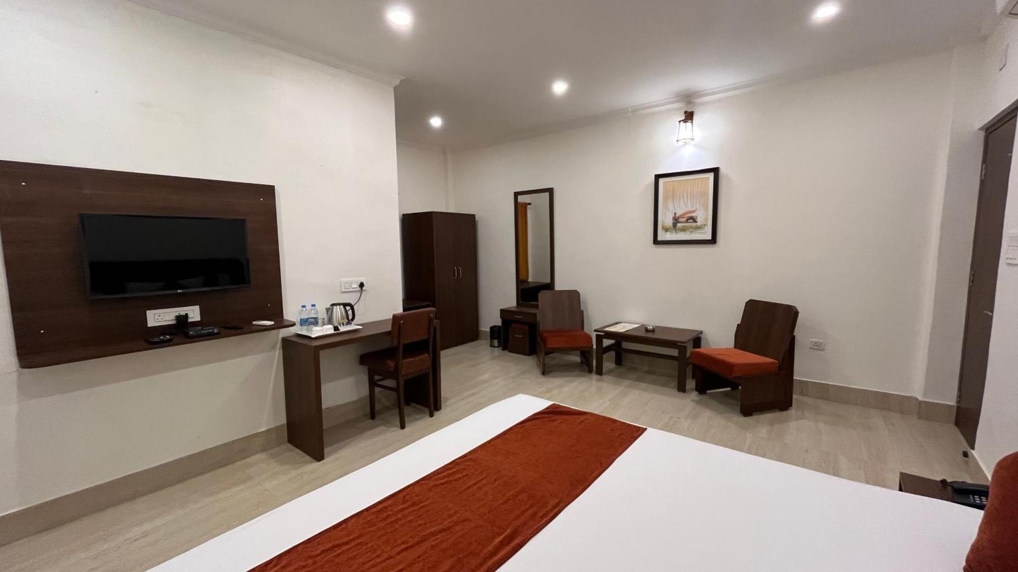 Hotel Saluja Siliguri Eksteriør bilde